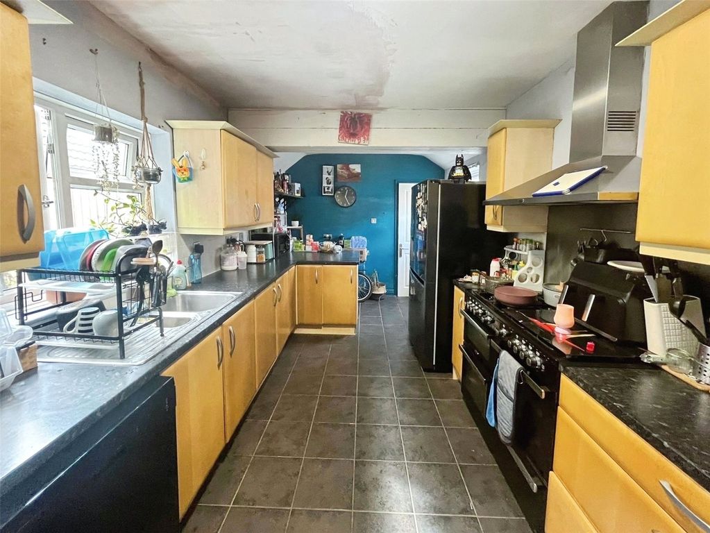 Property photo 2 of 16 Picture No. 02