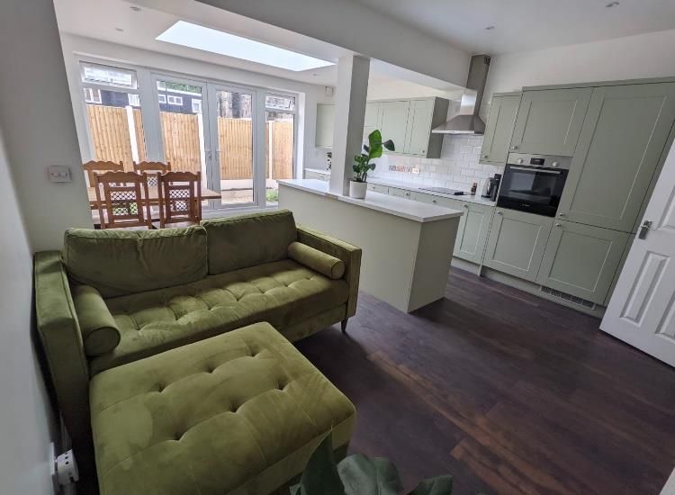 Property photo 3 of 15 O_1G573Dd6Ednm10Rb1Juk14Bbkb81.Jpg