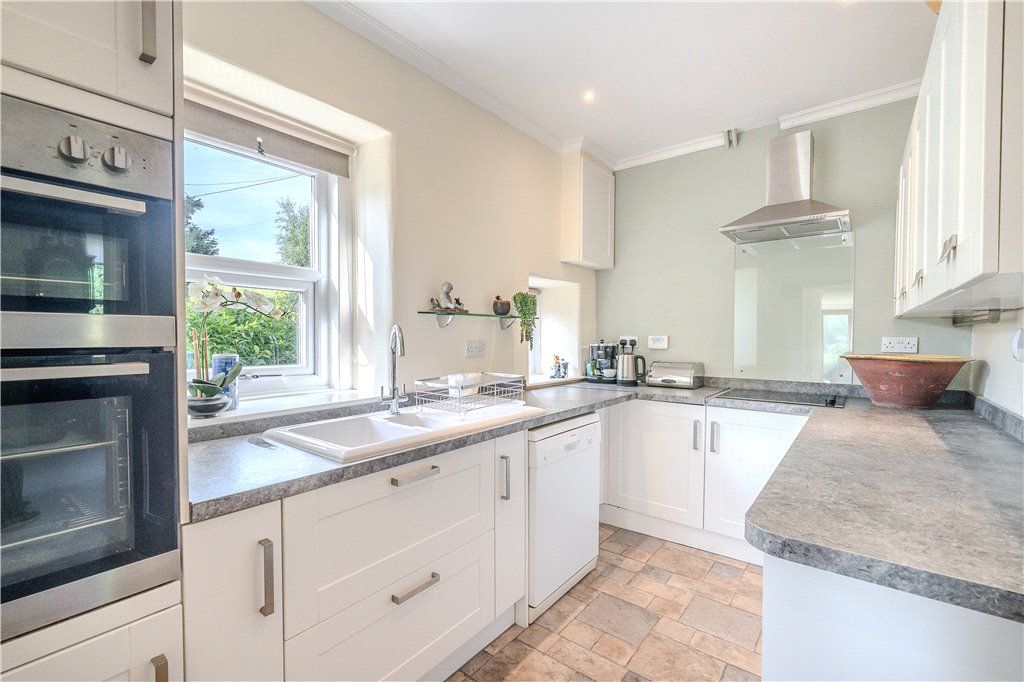 Property photo 2 of 27 Picture No. 19