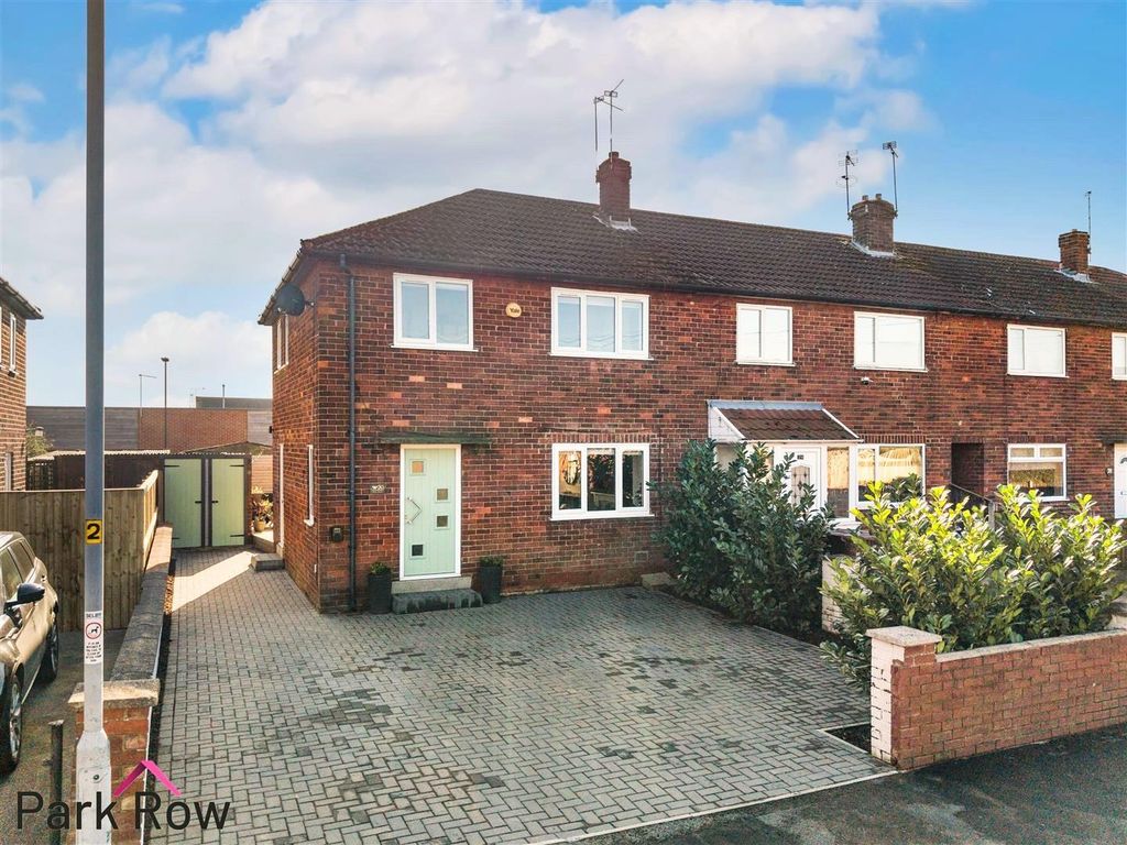 Property photo 1 of 26 Front