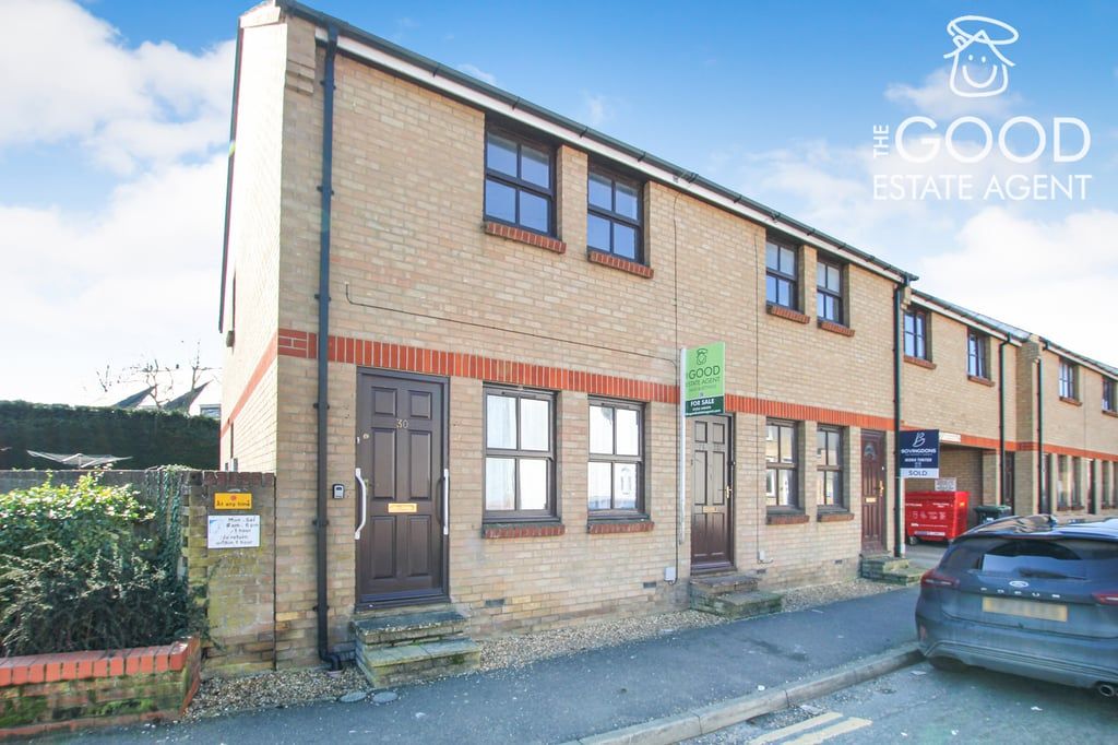 Property photo 1 of 11