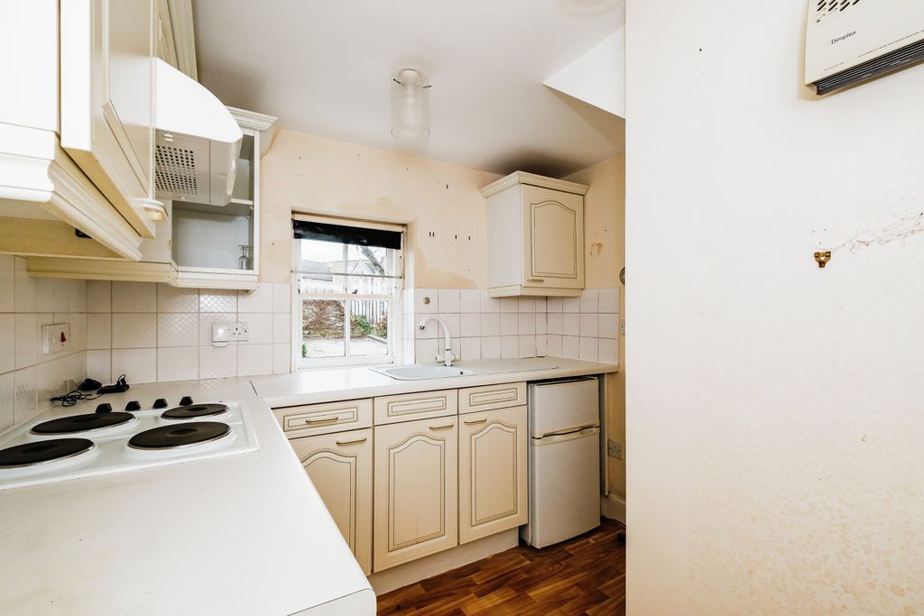 Property photo 3 of 11 Photography