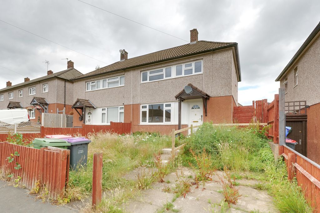 Property photo 1 of 3
