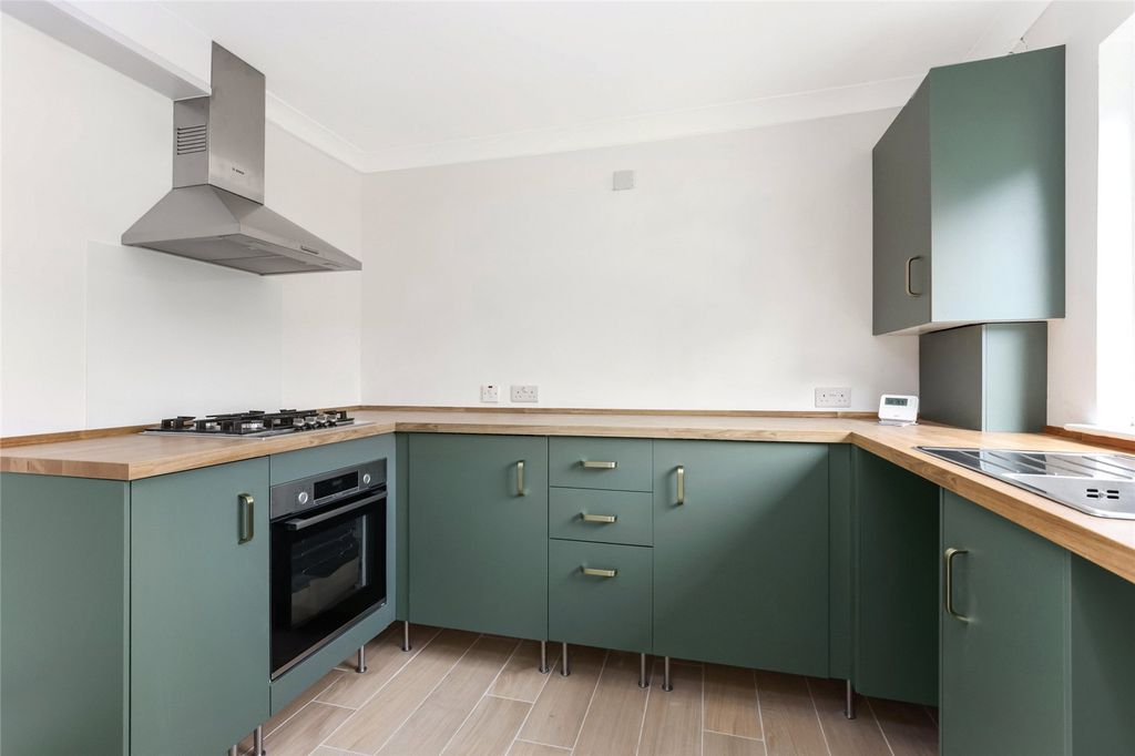 Property photo 2 of 17 Picture No. 08