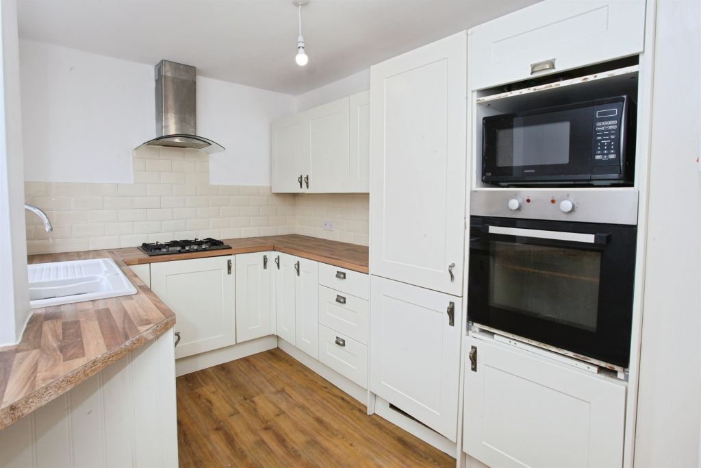 Property photo 3 of 10 Image