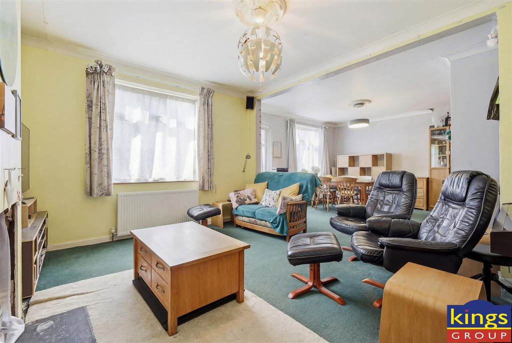 Property photo 3 of 25 6_006_Img_5182.Jpg