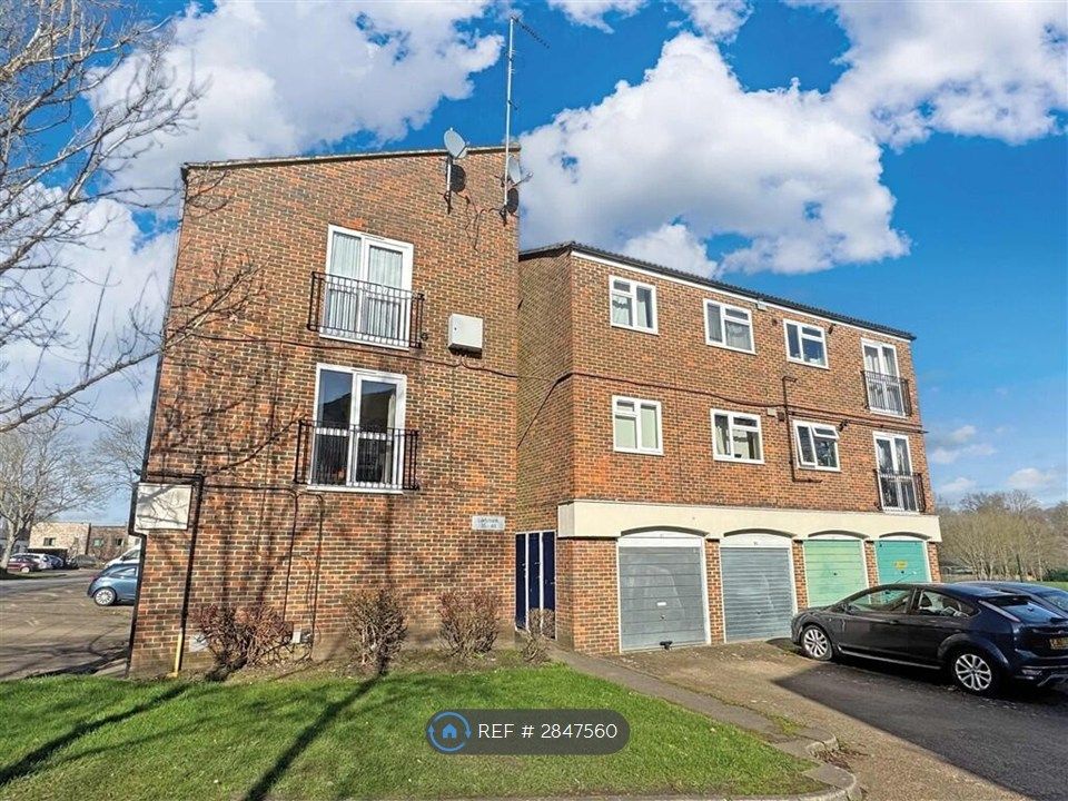 Property photo 1 of 2