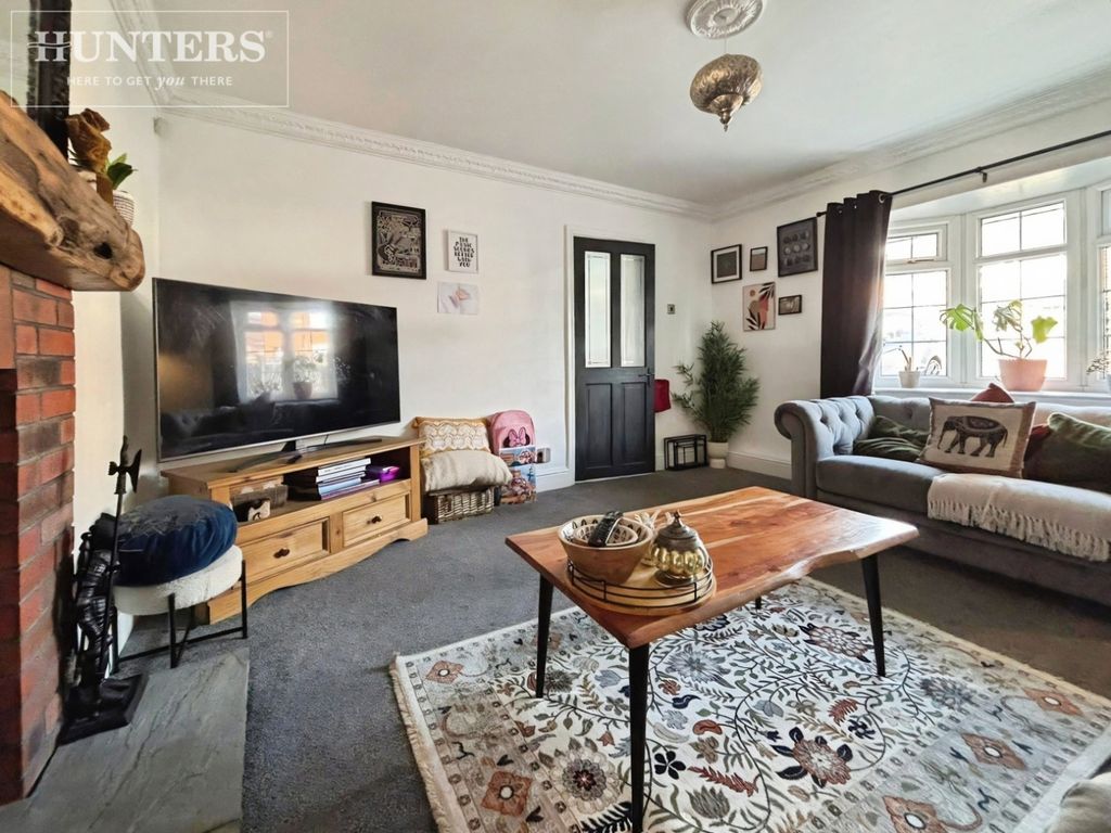 Property photo 3 of 20 Pbox-Img.Jpeg