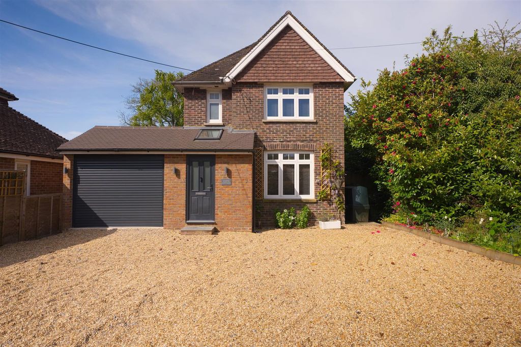 Property photo 2 of 39 2 (8).Jpg