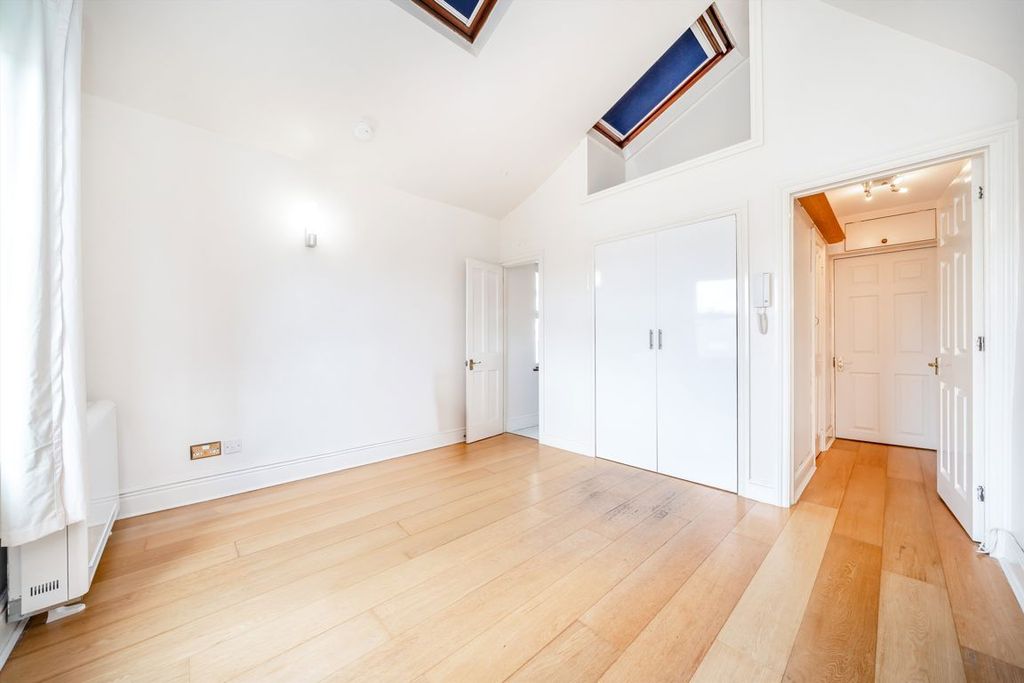 Property photo 2 of 4