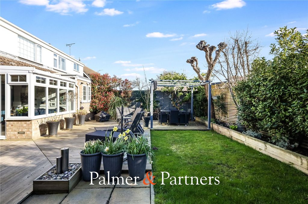 Property photo 2 of 30 Picture No. 15