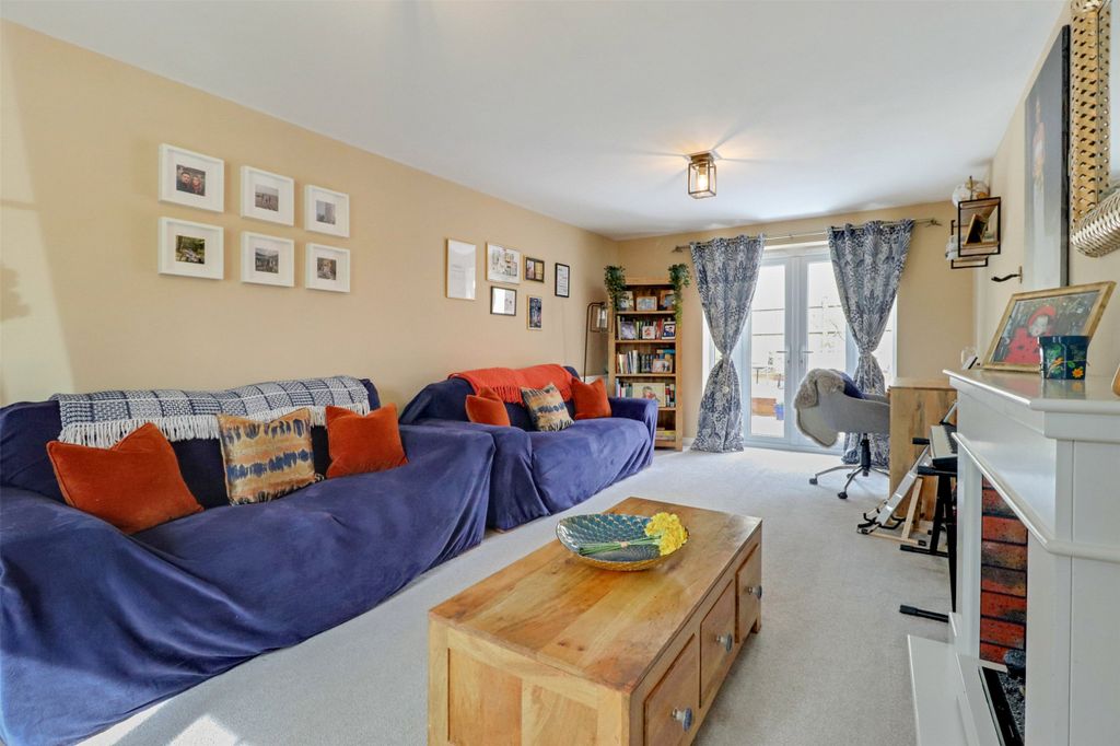 Property photo 3 of 26 Picture No. 06