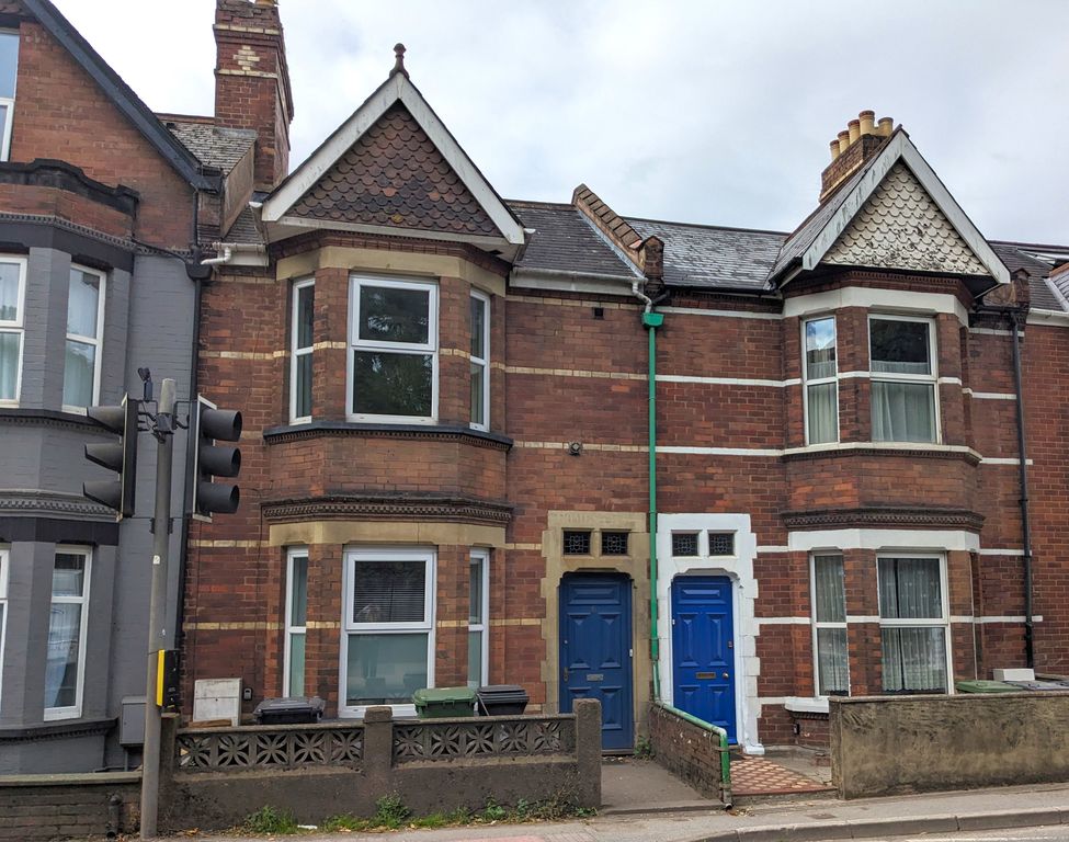 Property photo 1 of 13