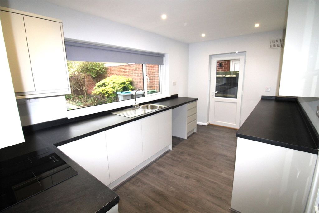 Property photo 3 of 14 Picture No. 23