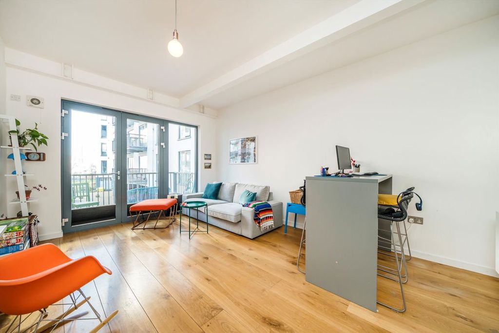 Property photo 2 of 6