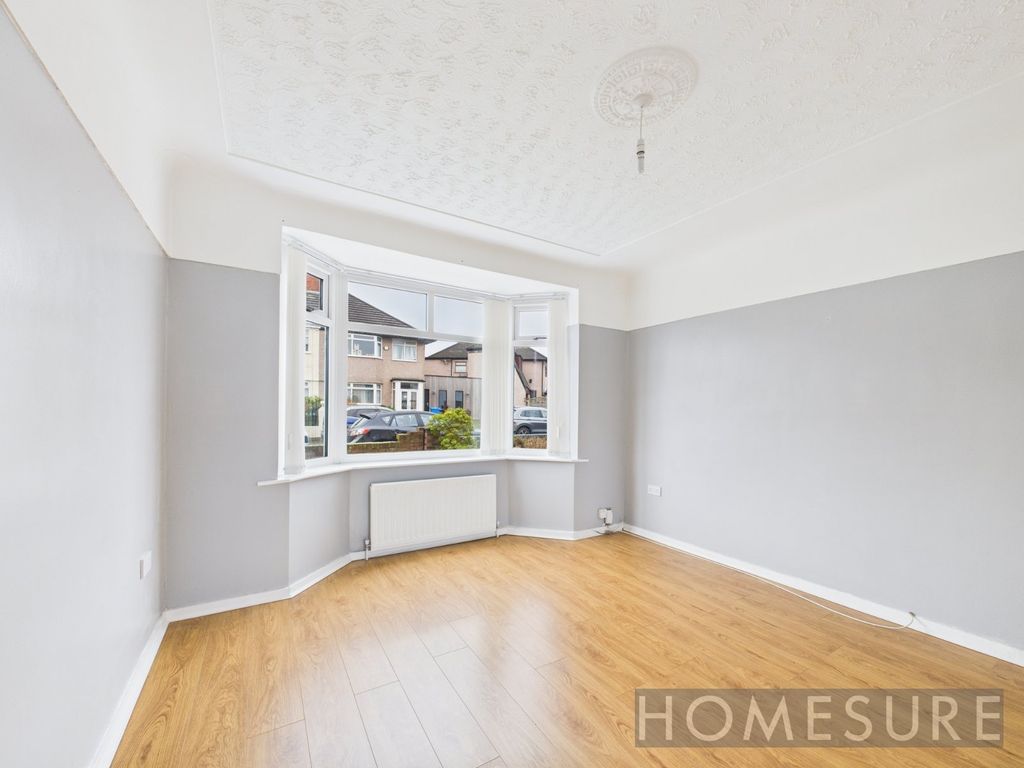 Property photo 3 of 47 Picture No. 17