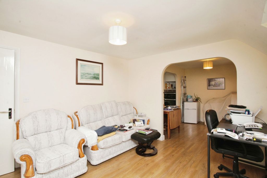 Property photo 2 of 13 Photography