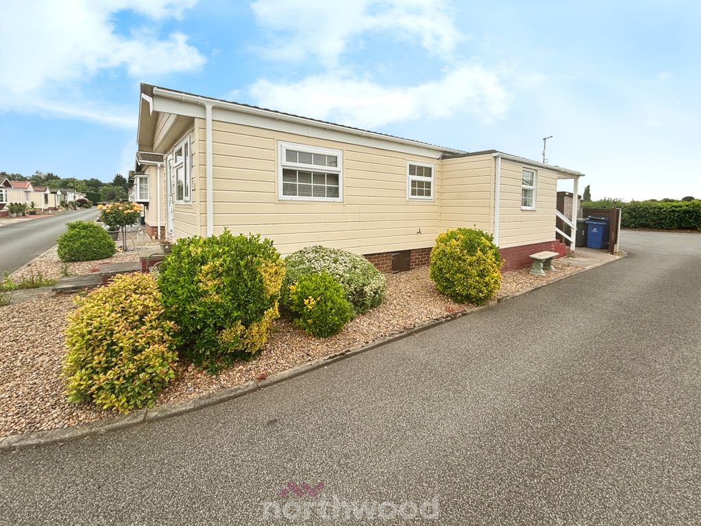 Property photo 1 of 25