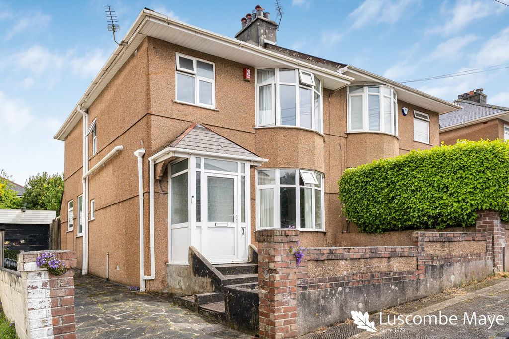 Property photo 1 of 10