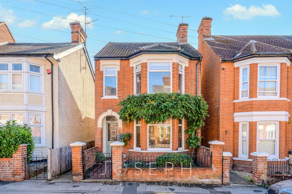 Property photo 1 of 30