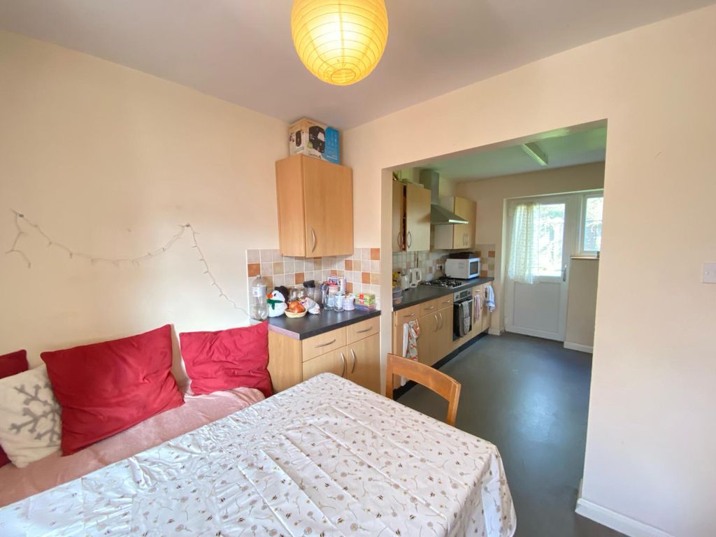 Property photo 3 of 13 Image