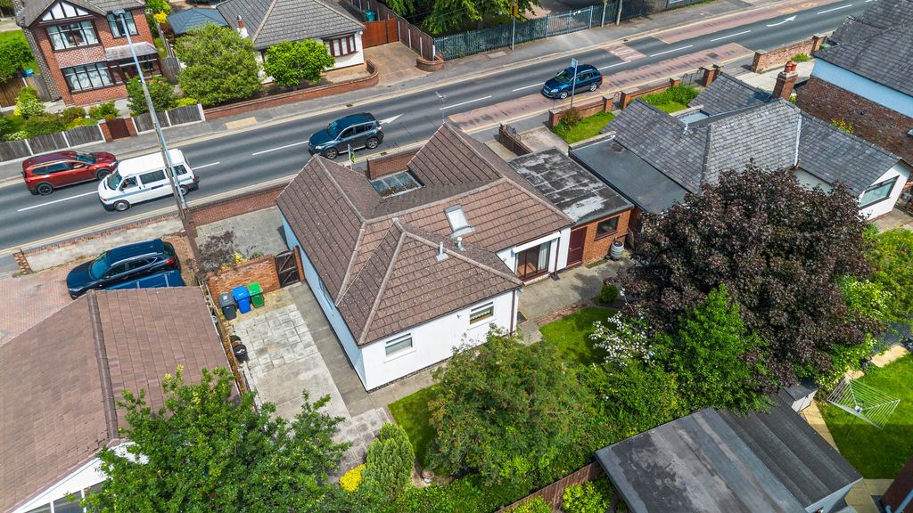 Property photo 3 of 18