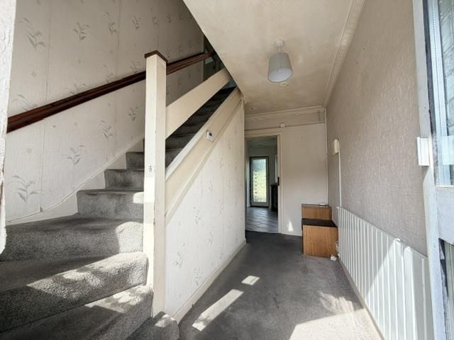 Property photo 2 of 13 Entrance Hallway