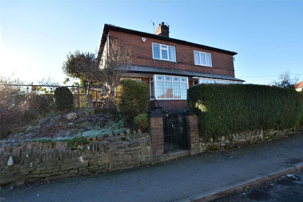 2 bed semi-detached house for sale Farsley