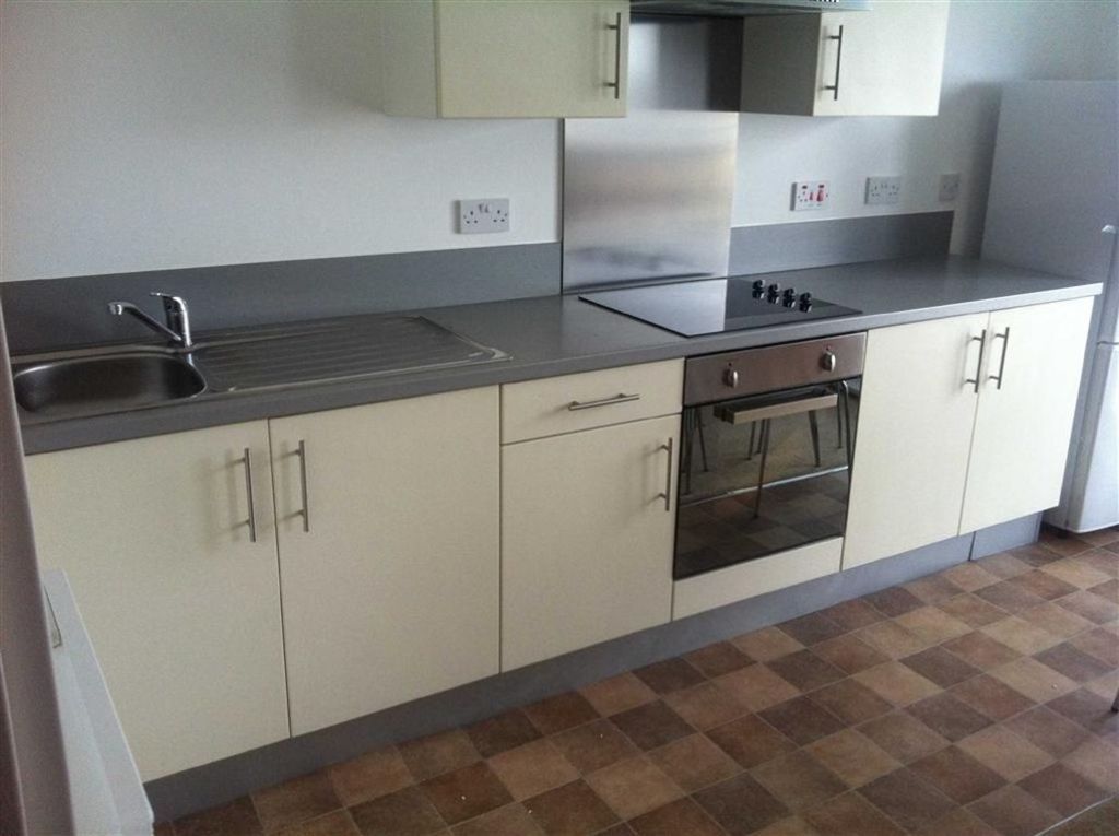 Property photo 3 of 7