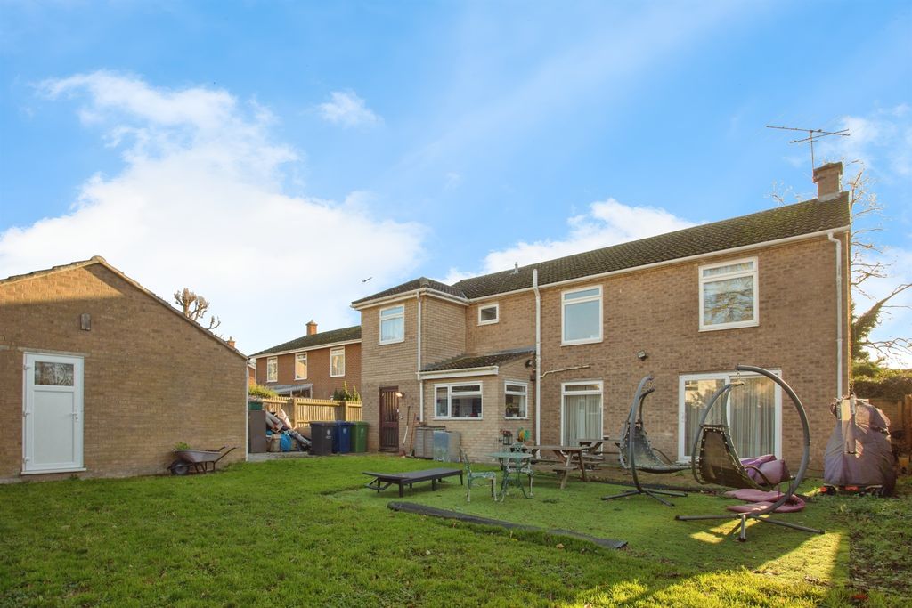 Property photo 3 of 7