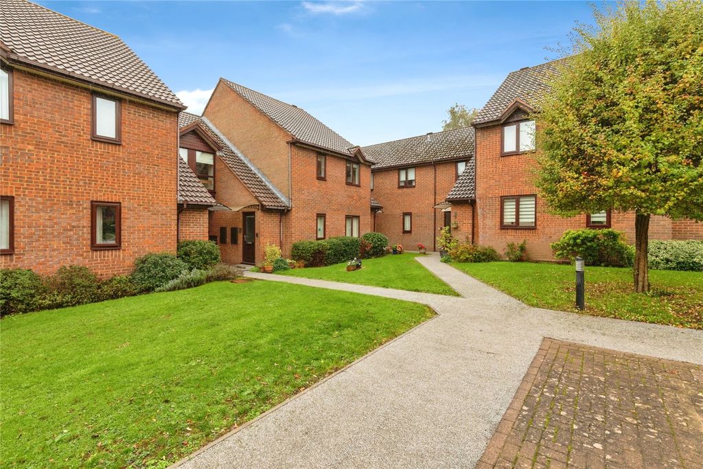 Property photo 1 of 10 General View