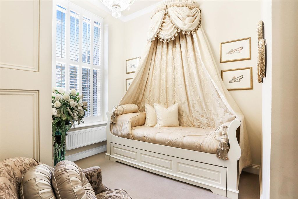 Additional image 21 of 2 bed flat for saleCayton Road, Coulsdon CR5