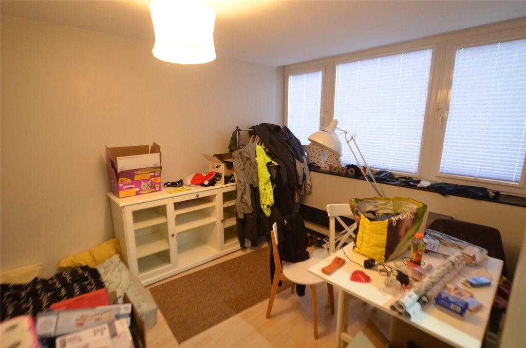 Property photo 3 of 6 Picture No. 06