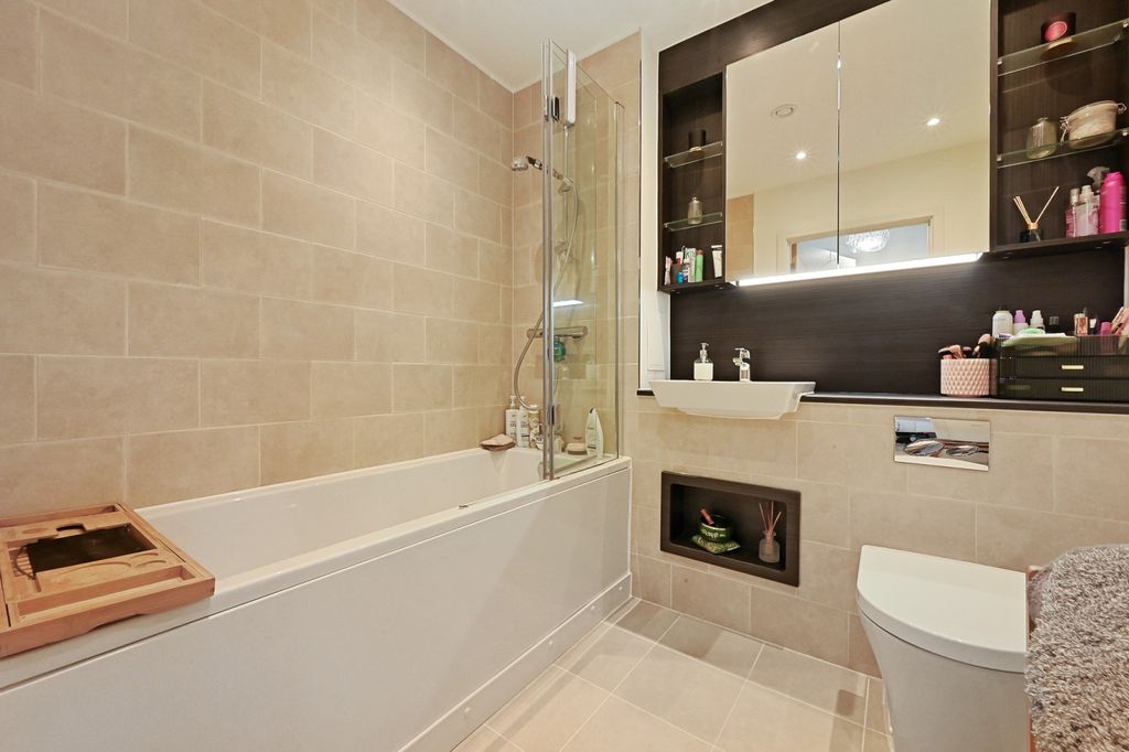 Property photo 3 of 10 Gallery