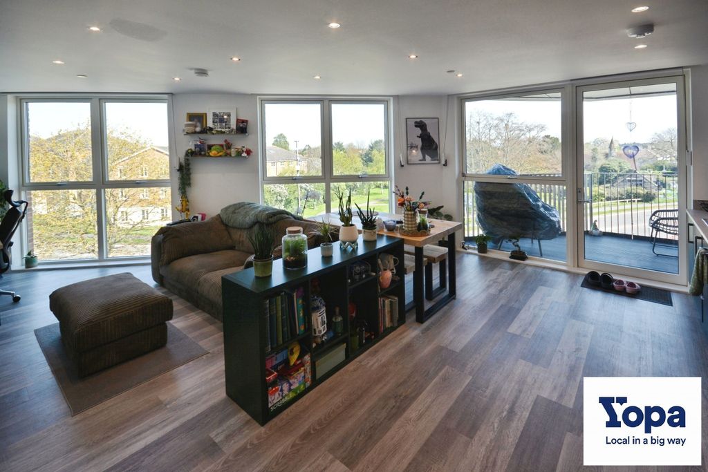 Property photo 2 of 12 Photo #2