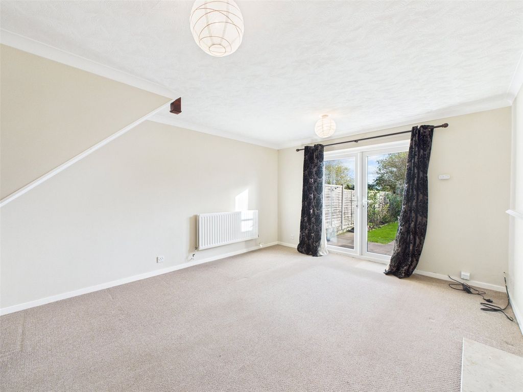 Property photo 2 of 11 Picture No. 24