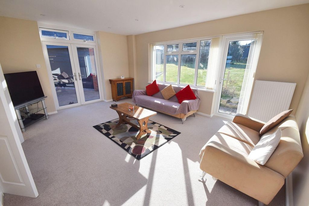 Property photo 2 of 16 Dsc_0004 (1).Jpg