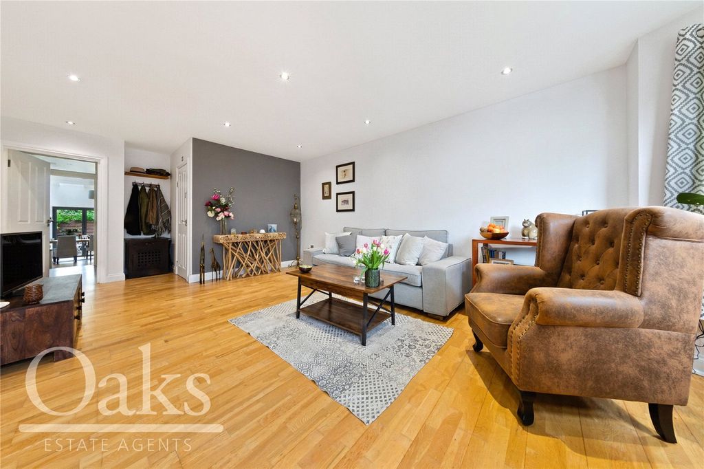 Property photo 2 of 12 Picture No. 03