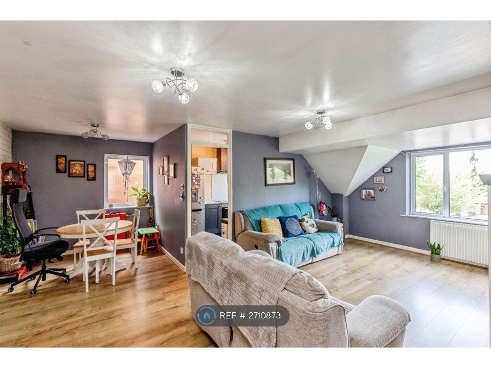 Property photo 2 of 13 Living Room