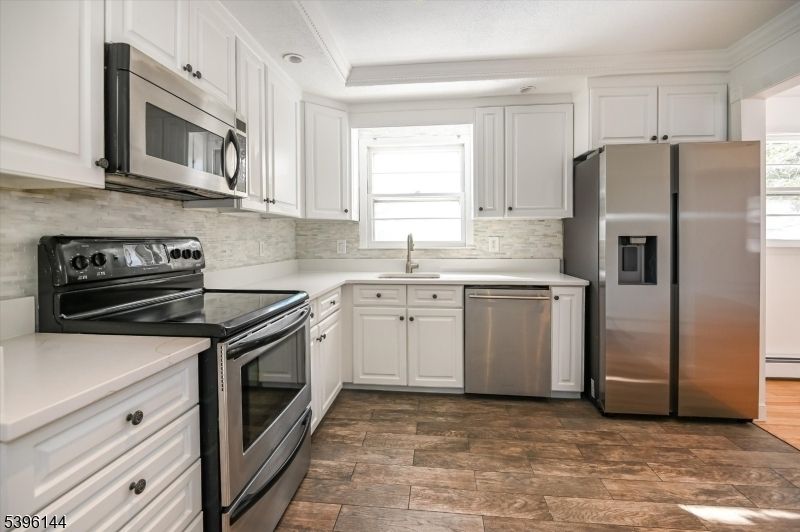 Property photo 3 of 8 <Alttext/>