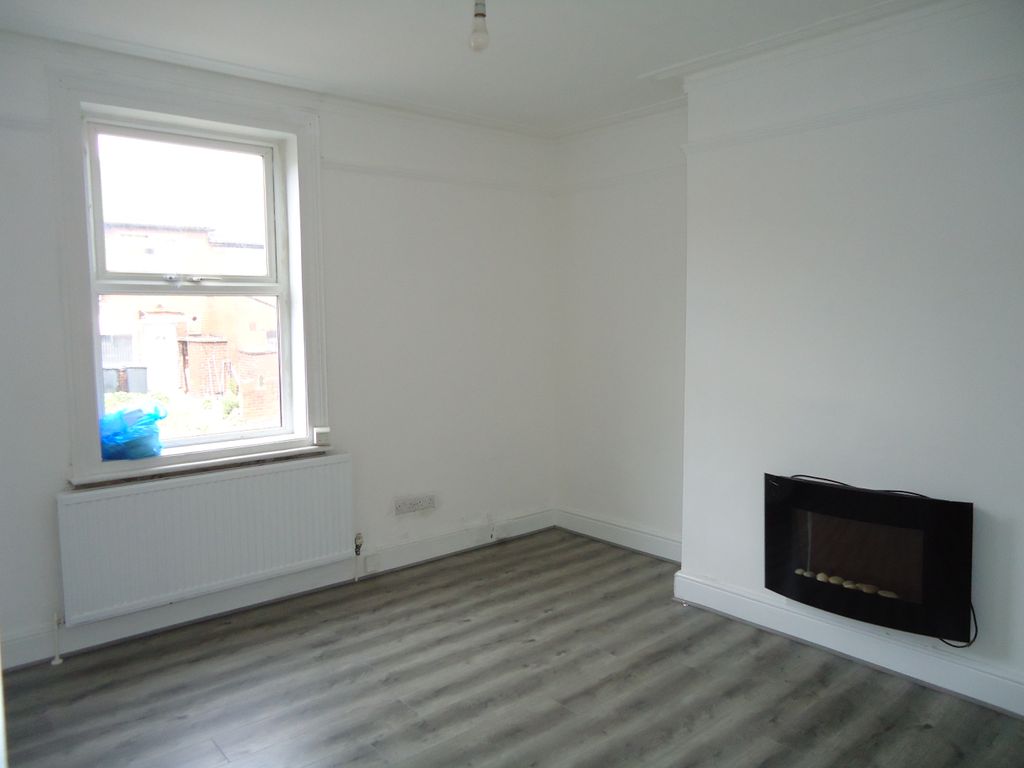 Property photo 3 of 15 Dsc02838