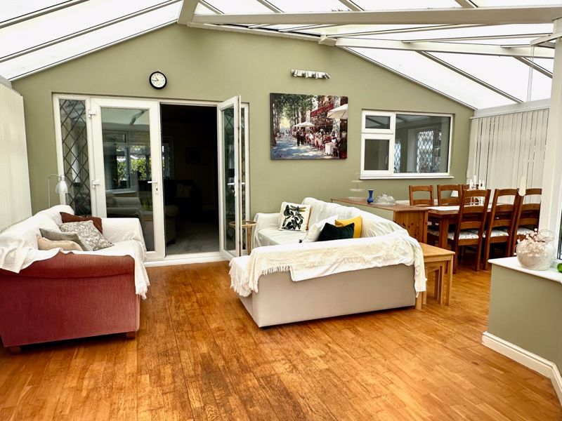 Property photo 3 of 25 Photo 5