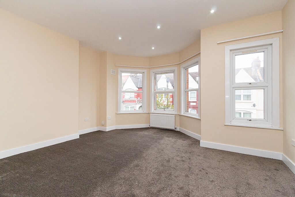 Property photo 2 of 6 Img_1270.Jpg