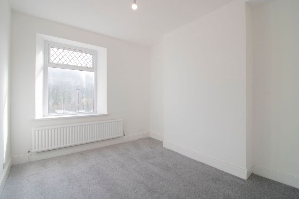 Additional image 23 of 4 bed terraced house for sale5 High Street, Newbridge NP11