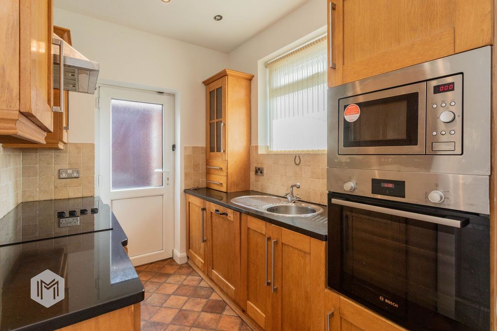 Property photo 3 of 25