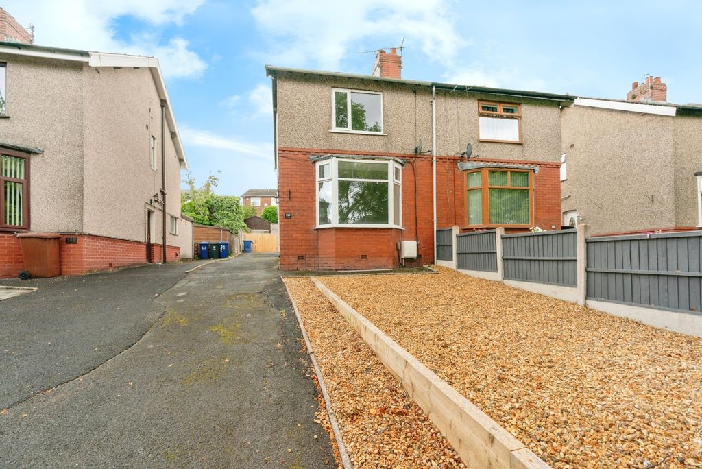 Property photo 1 of 17 Photo