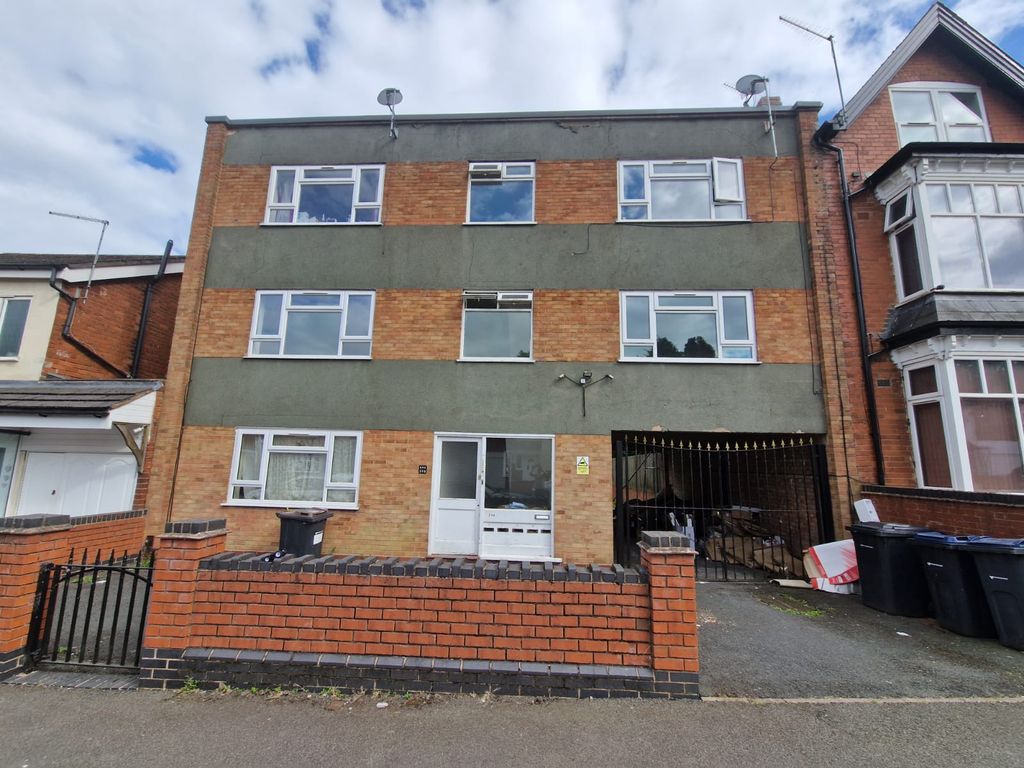 Property photo 1 of 2