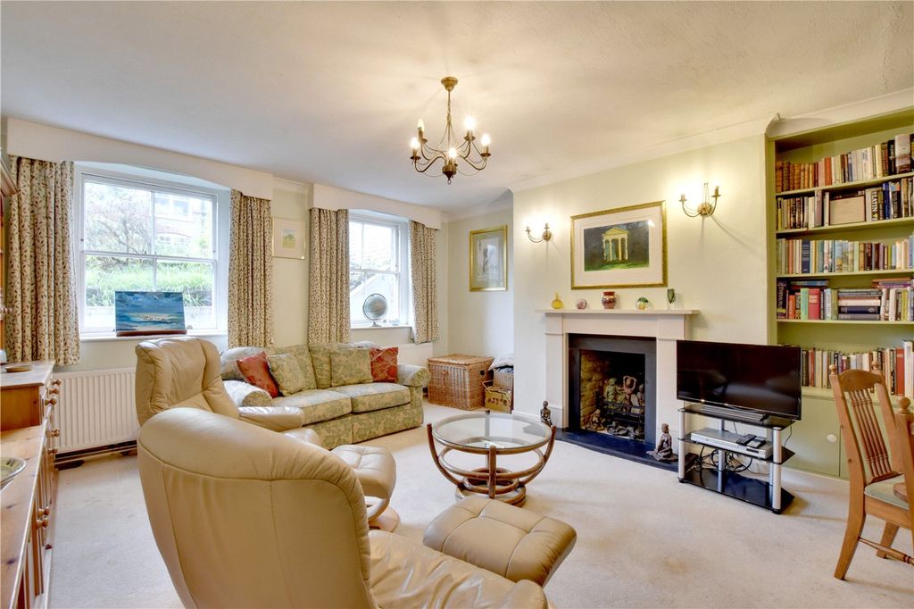 Property photo 2 of 18 Picture No. 06