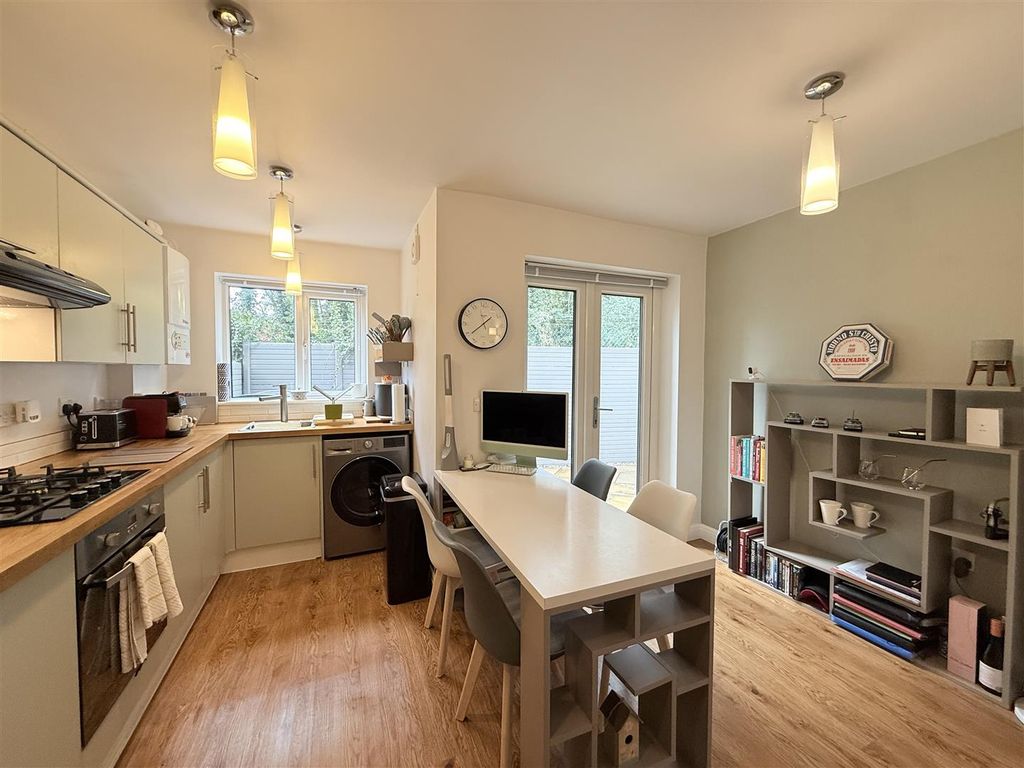 Property photo 3 of 11 Img_4883.Jpeg