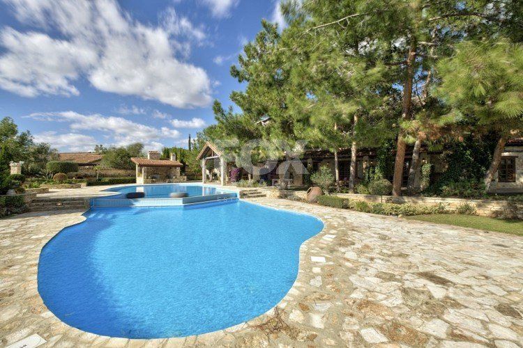 Property photo 1 of 34 7 Bed House For Sale In Souni Zanakia Limassol Cyprus